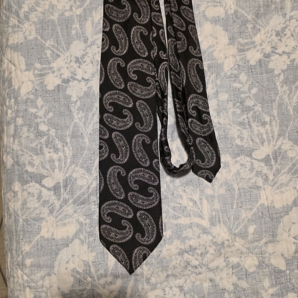 Classic Black Paisley Tie